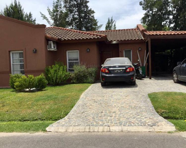 Venta - Casa En Barrio Privado La Candela - Bayugar Negocios Inmobiliarios