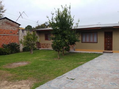 Casa en Venta en Villa Elisa sobre calle 3 (ex 9), buenos aires