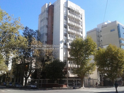 Departamento en Venta en La Plata (Casco Urbano) Zona Universidades Bosque sobre calle 1, buenos aires