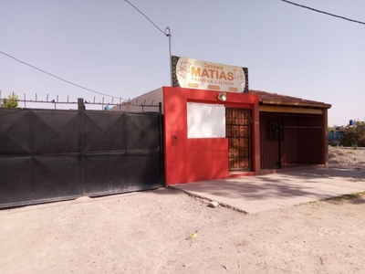 Casa Con Quincho, Pileta Y 2 Locales Comerciales En Venta - Sobre San Miguel - Rawson