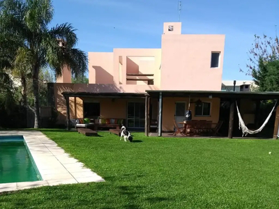 Casa en Venta en Santa Catalina, Countries y Barrios Cerrados en Tigre