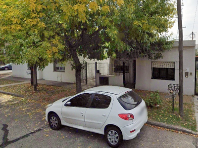 Venta Ph Tipo Casa 3 Ambientes - 2 Dormitorios - Patio - Espacio Aereo - Baño Completo - No Paga Expensas - Vicente Lopez - Villa Martelli - Talcahuano 700