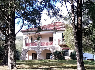 Casa En Venta De Categoría Villa General Belgrano