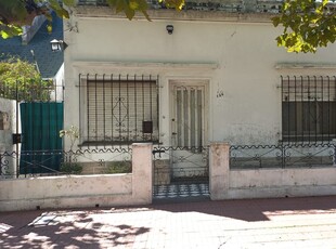 Casa en Venta en Temperley