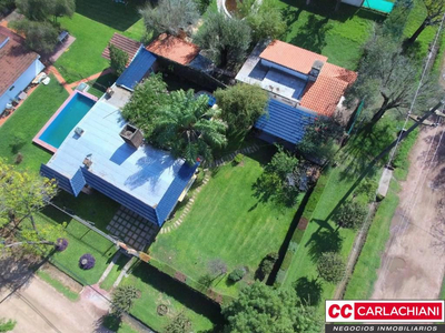 Funes - Hermosa Casa Con Pileta - Gran Jardín - Doble Ingreso - 100 Mts Ruta