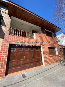 Casa en Alquiler en La Plata (Casco Urbano) Plaza España sobre calle 68, buenos aires