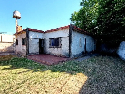Casa en Venta en Villa Leon, Ituzaingo