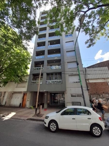 Departamento en Alquiler en La Plata (Casco Urbano) Plaza España sobre calle 66, buenos aires