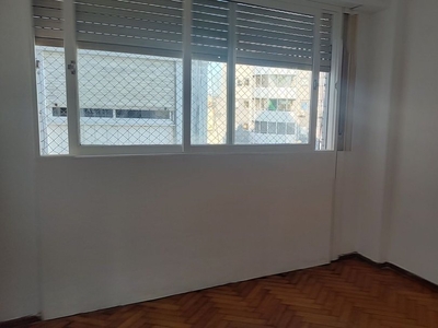 Alquiler departamento 3 ambientes en Olivos c balc