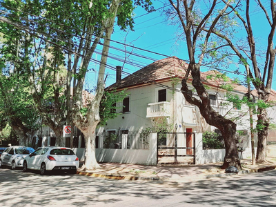 Venta Casa 5 Ambientes En Olivos Con C/cubierta