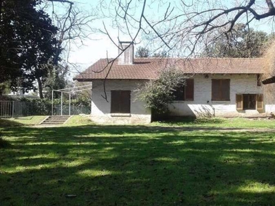 Casa en Venta en Moreno - General Manuel Belgrano 1425 (b: Altos Del Monte, Moreno) - 2 dorm - 150 m2
