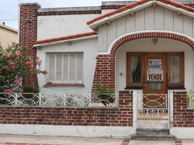 Casa en venta pedro n carrera a dos cuadras de independencia, San Cayetano