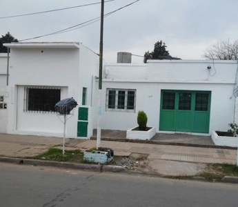 Casa en Venta en Luis Guillón