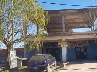 Local con Vivienda en Venta en Lomas de Zamora