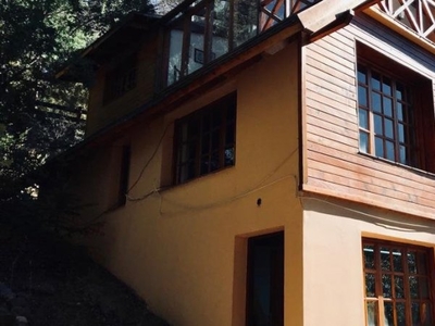 Casa en Venta en Bariloche - Dueño directo - Melipal - 3 dorm - 6 amb - 240 m2 - 1.898 m2 tot.