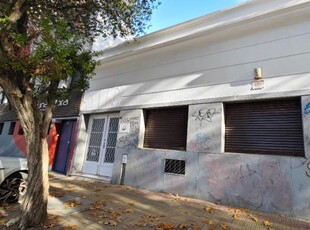Casa en Alquiler en La Plata (Casco Urbano) sobre calle 14, buenos aires