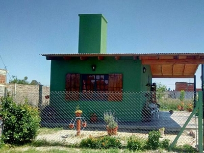 Casa en Venta en San Vicente sobre calle Rio Gallegos, buenos aires