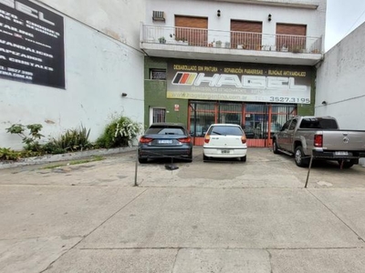 Local en Alquiler en Capital Federal Villa Crespo sobre calle warnes al 600, capital federal