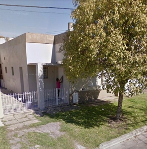 Casa en Venta en Altos de San Lorenzo sobre calle 78 bis entre 22 y 23, buenos aires