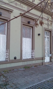 Casa en Alquiler en La Plata (Casco Urbano) Plaza Alsina sobre calle 39, buenos aires