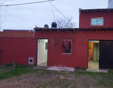 Casa en Venta en Melchor Romero sobre calle 517 e/ 181 y 181 bis, buenos aires