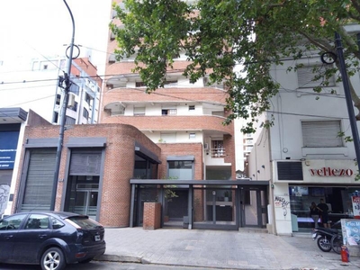 Departamento en Alquiler en La Plata (Casco Urbano) sobre calle 13 e/ 43 y Pza Paso n 568 10 c, buenos aires