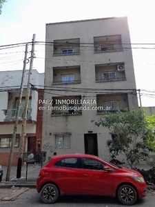 Departamento en Alquiler en La Plata (Casco Urbano) Policlínico sobre calle 69, buenos aires