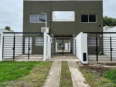 Duplex en Venta en La Plata (Casco Urbano) sobre calle 71, buenos aires