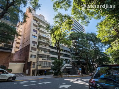 Venta Departamento 40 años 3 dormitorios, 138m2, con balcón, Lacroze Federico Av. 1900, Belgrano C