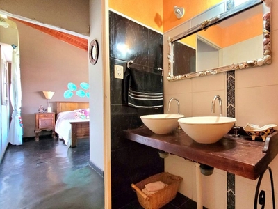Casa de 4 ambientes en venta en Martinez