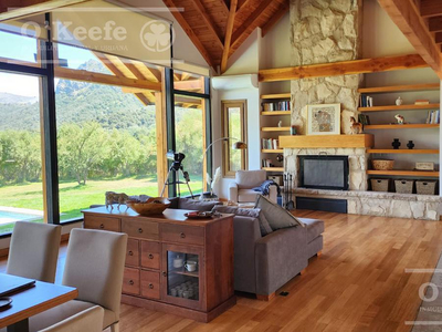 Casa En Venta De 5 Ambientes En Arelauquen Bariloche