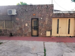 Casa en venta Sarmiento, Santa Fe