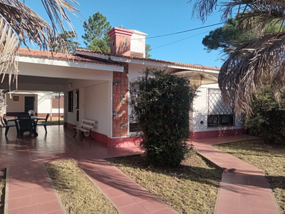 Hermosas Casas En Villa Del Dique, Valle De Calamuchita, Córdoba.