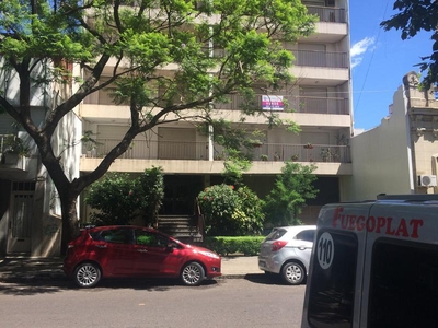 Departamento en Alquiler en La Plata (Casco Urbano) sobre calle 49 n° 885 Piso 7° b e/ 12 y 13, buenos aires