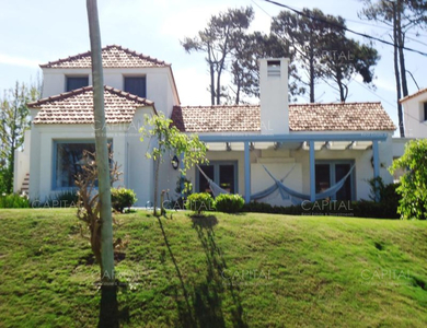 Casa En Alquiler En Playa Montoya Punta Del Este