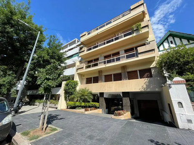 Departamento Venta 5 ambientes 25 años, con balcón, 2 cocheras, Pareja 3770, Villa Devoto | Inmuebles Clarín