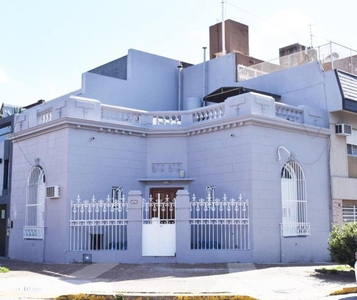 Casa en Alquiler en Capital Federal Belgrano sobre calle Virrey del Pino al 3900, capital federal