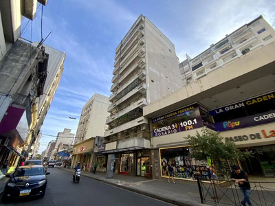 Alquiler Departamento 45 años 4 dormitorios, 140m2, con balcón, Mitre 976, Centro, Rosario | Inmuebles Clarín