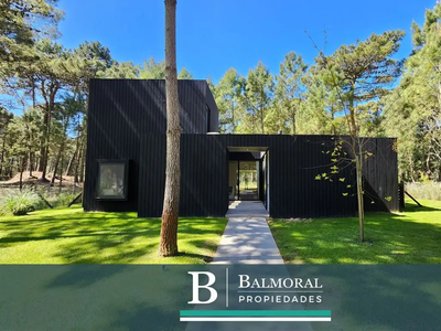 Casa Temporal 4 ambientes, 100m2, Del Espartillo 1500, Pinamar | Inmuebles Clarín