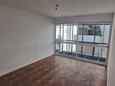 Departamento Alquiler 3 ambientes 30 años, con balcón, 60m2, Uriburu 1255, Barrio Norte | Inmuebles Clarín