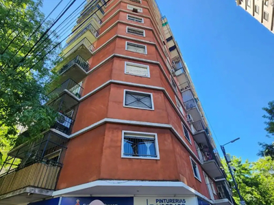 Departamento Venta 60 años 3 ambientes, con balcón, Frente, Independencia 2200, Balvanera | Inmuebles Clarín