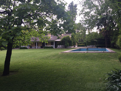 Casa Quinta Impecable Sobre Un Jardin Praquizado De 2600 M2, Tortuguitas, Zona Norte