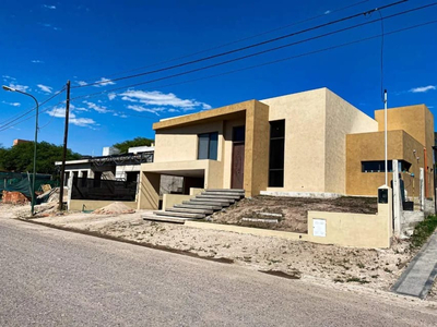 Venta Casa En El Dorado 2 - Villa Carlos Paz