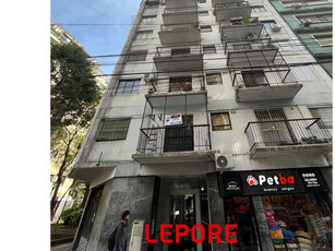Alquiler Departamento 1 dormitorio 45 años, 28m2, Contrafrente, Yerbal 800 piso 2, Caballito