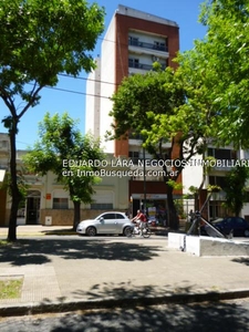 Monoambiente en Alquiler en La Plata (Casco Urbano) sobre calle 60, buenos aires