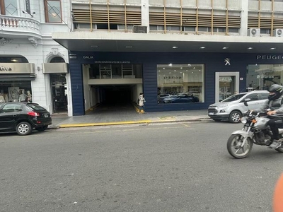 Cochera en venta en La Plata
