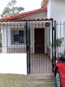 Casa en Alquiler por temporada en centro Villa Gesell, Buenos Aires