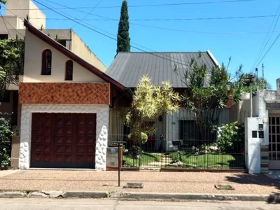 Casa en Venta en Villa Sarmiento, Buenos Aires