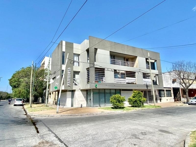Departamento en Venta en La Plata (Casco Urbano) sobre calle 10 esquina 72, buenos aires