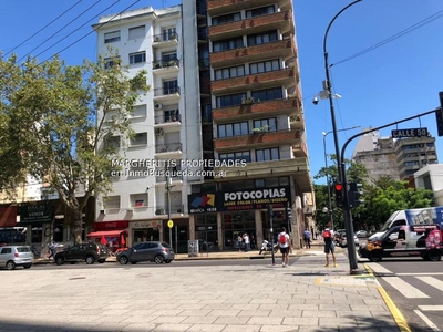 Oficina en Venta en La Plata (Casco Urbano) Plaza Moreno sobre calle 12, buenos aires